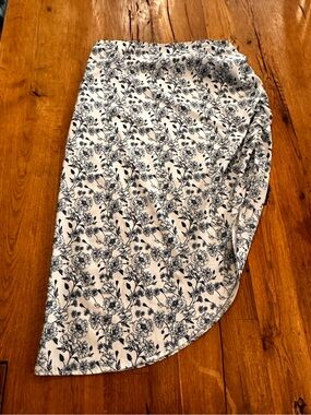 Cider Asymmetrical floral midi skirt